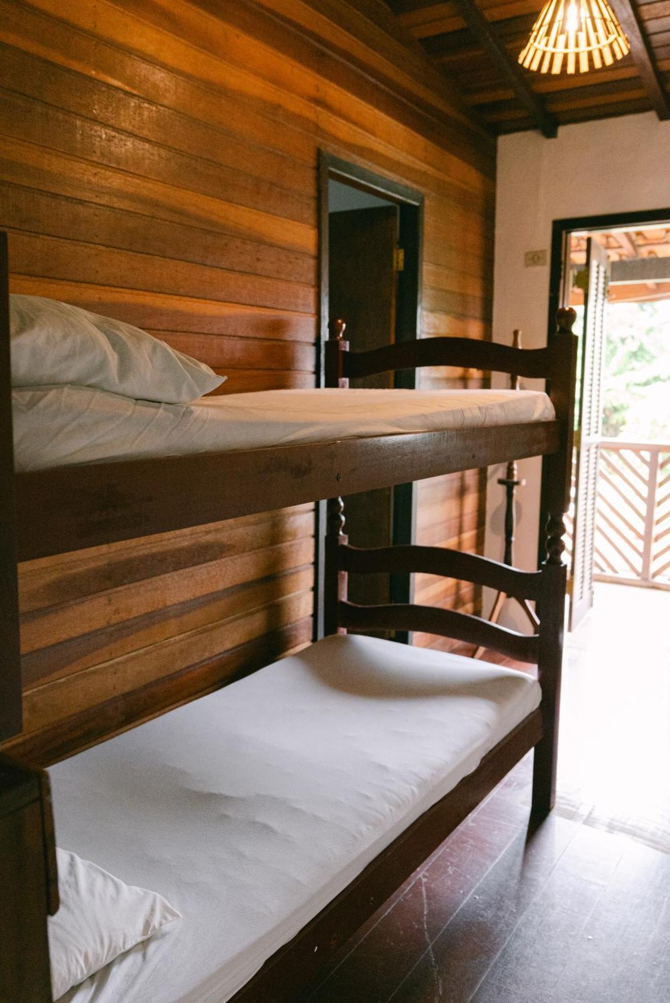 Lua Lodge *